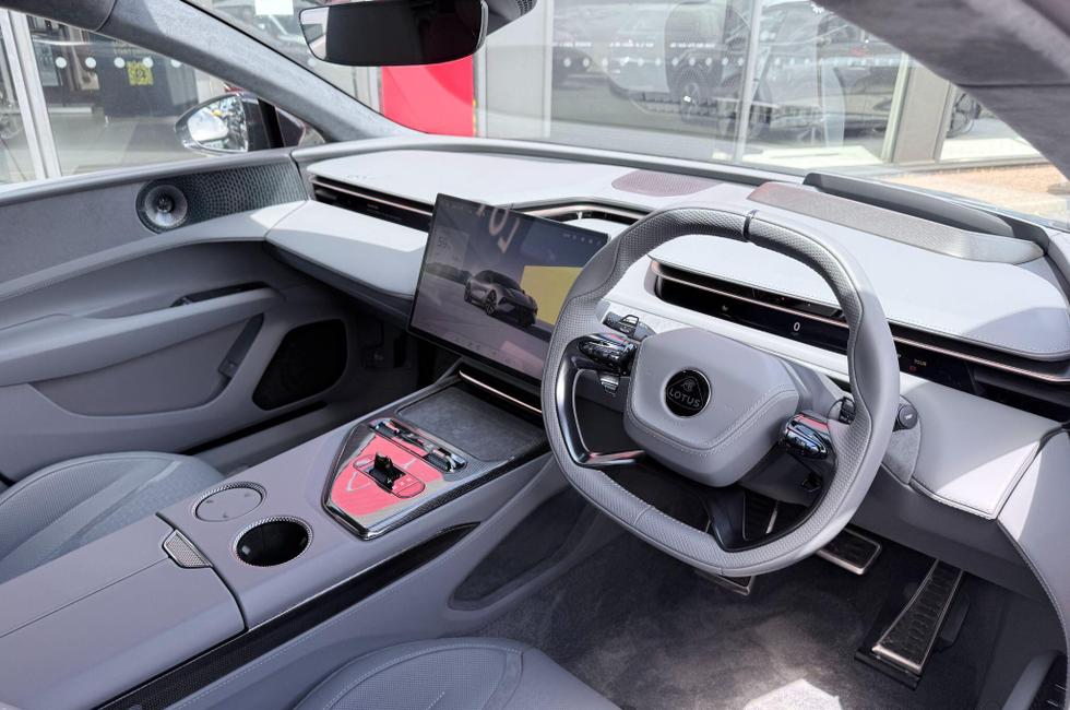 LOTUS Emeya Photo at-7fe3dc1fda484898881a1f7e4bbd07f6.jpg