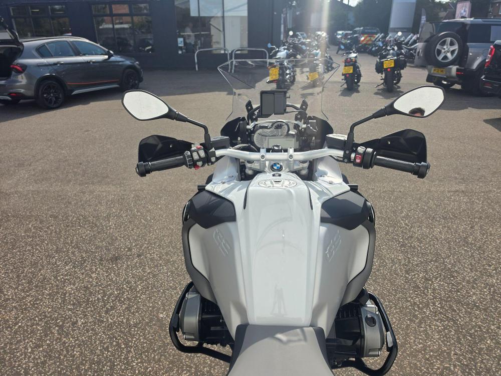 BMW R 1200 GS Adventure Photo at-8007e2759c8242fa89b7002a11ee8b77.jpg