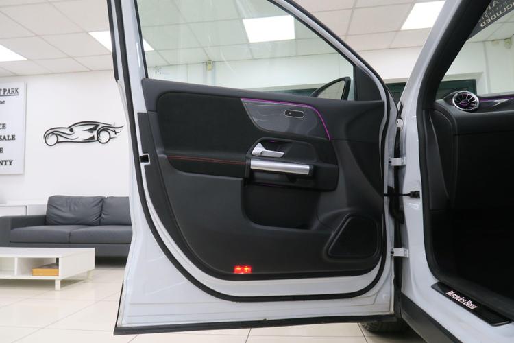 Used Mercedes-Benz GLA KM23EOT 9