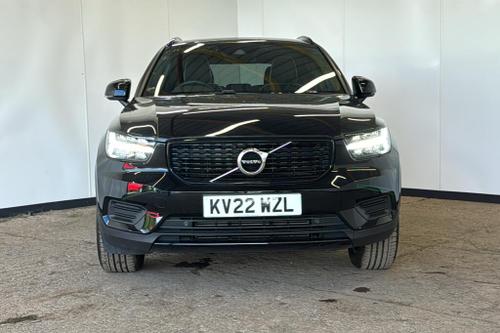 Volvo XC40 Photo at-801a4e512dbc469e97148d9d4c6f0022.jpg