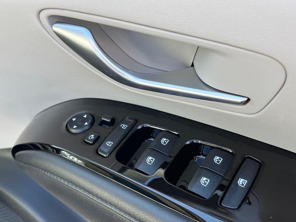 Hyundai TUCSON Photo at-806d9e9d20ad48a99a9f22e80e6c7f15.jpg