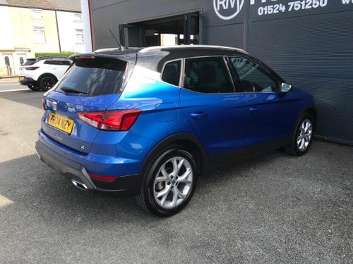 SEAT Arona Photo at-80998d3ca90b4ef8b4dbd4b73880c603.jpg