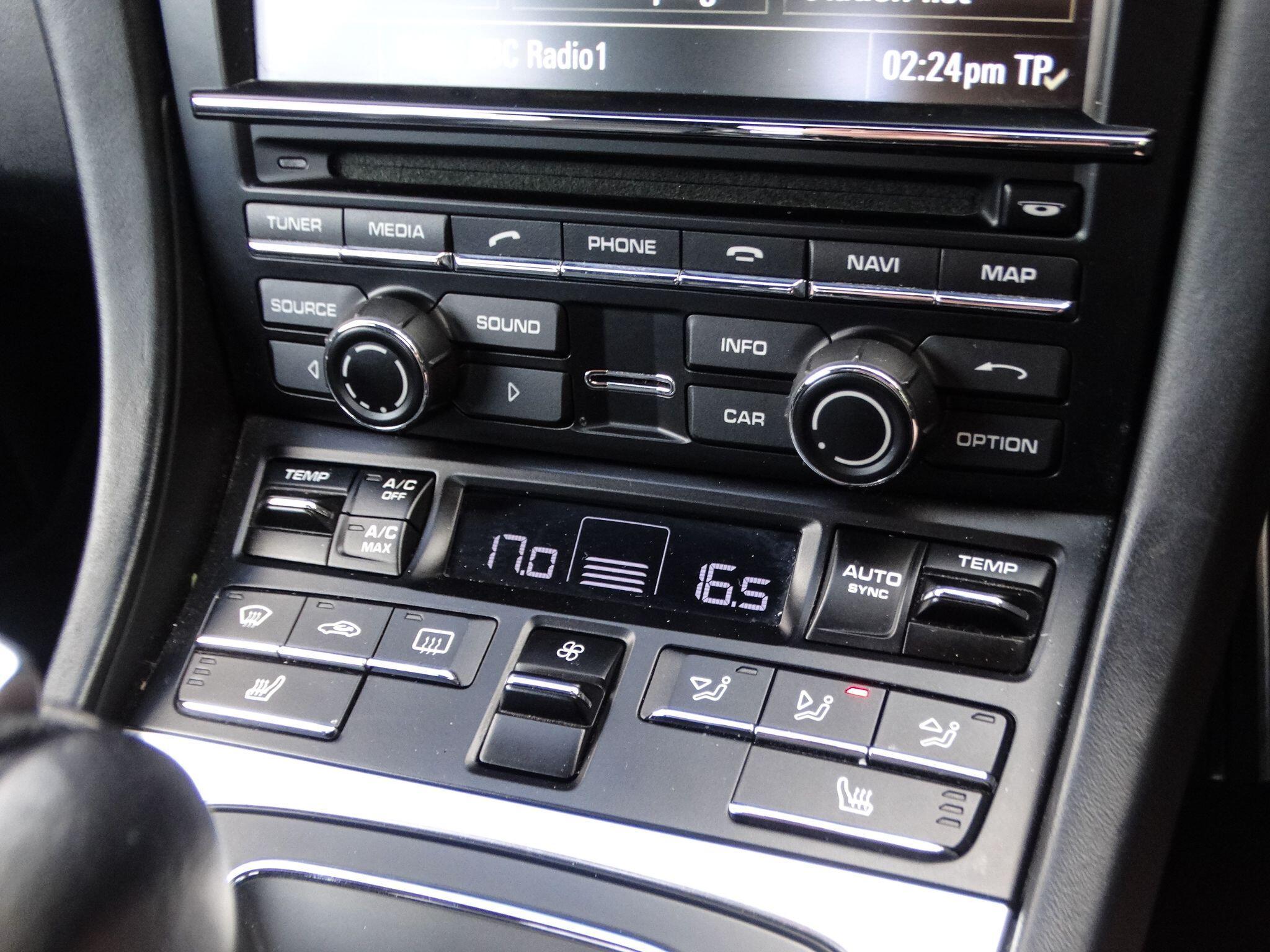 Porsche Cayman 2.7 981 Coupe 2dr Petrol PDK Euro 6 (s/s) (275 ps) — photo 23