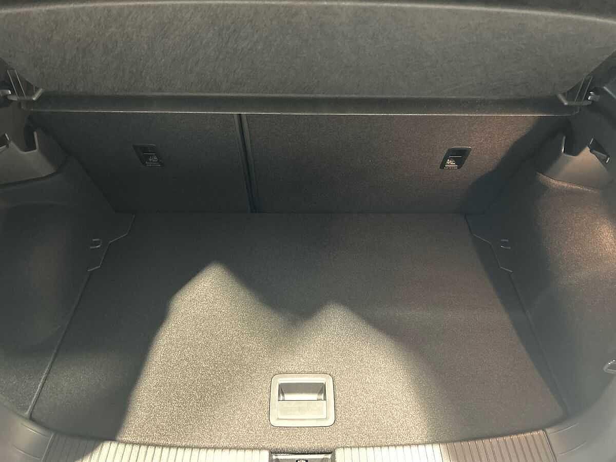 Volkswagen T-Cross Photo at-80ca78409341430eb5cec3377a220edc.jpg