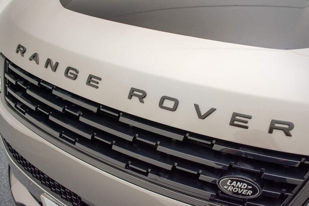 Land Rover Range Rover Sport Photo at-80eed396fcf147b998984507441e7287.jpg