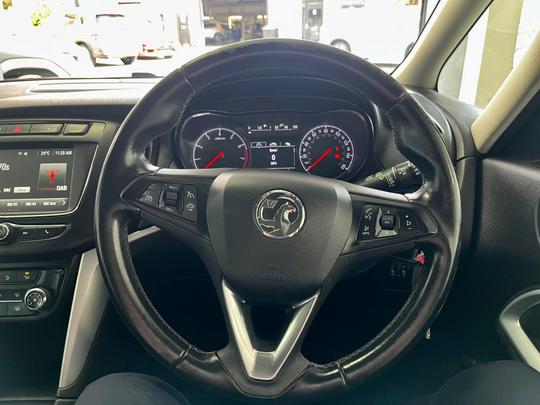 Vauxhall Zafira Tourer Photo at-80ef3e0bea8d4482b685705b21185270.jpg