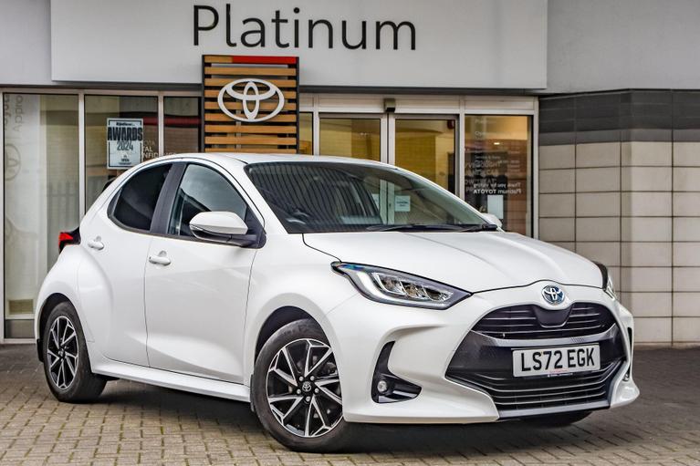 Used Toyota Yaris LS72EGK 1