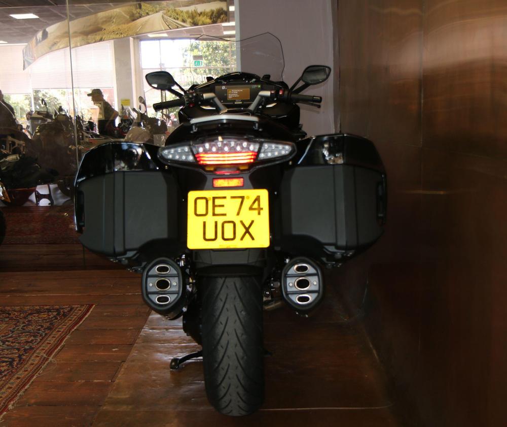 BMW K 1600 GT Photo at-8108aa5cb0a84256987f4e962a6505ff.jpg