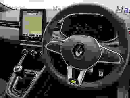 Renault Clio Photo at-810ae784aabe4b319b4493b15a017819.jpg