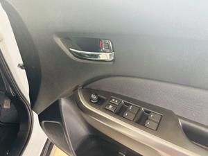Suzuki Vitara Photo 26