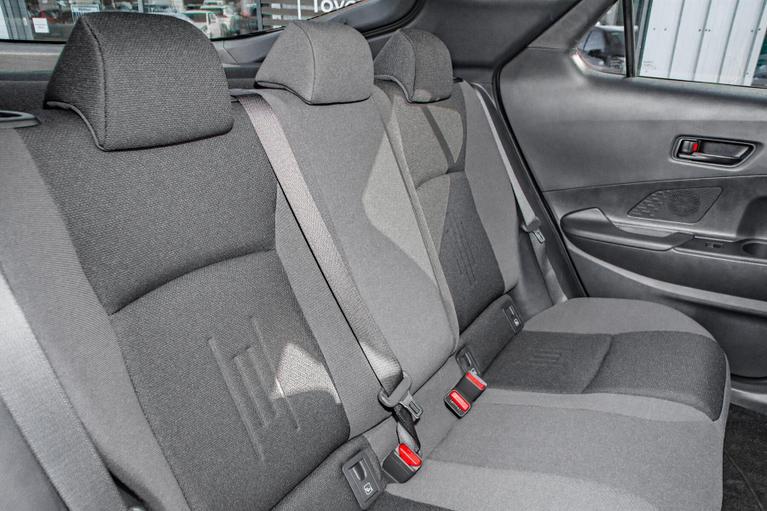 Used Toyota C-HR WU75FZC 11