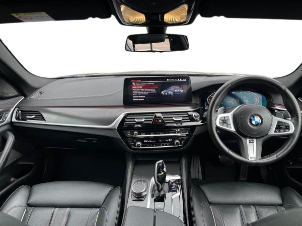 BMW 5 Series Photo at-8128ddf8d5dc4db0bafd57431027b646.jpg