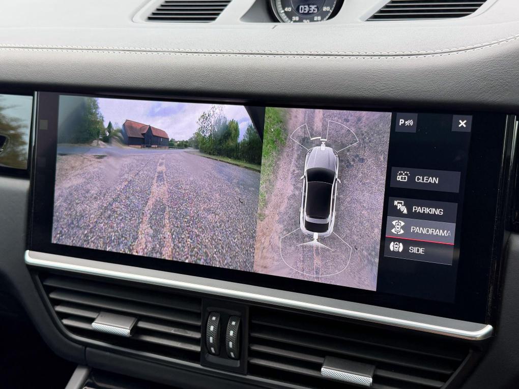Used Porsche Cayenne P100CYN 27
