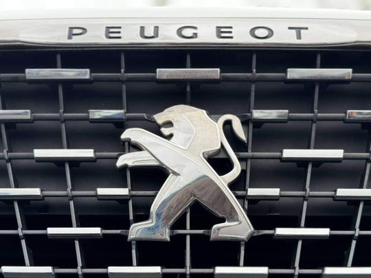 Peugeot 3008 Photo at-814d21d56a7045b4b7ed39b3dd4adc47.jpg