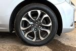 Mazda 2 Photo 8