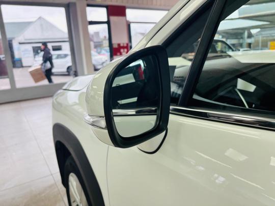 Suzuki S-Cross Photo at-817e4ea5ce7e4eeea2605d82d045cda4.jpg