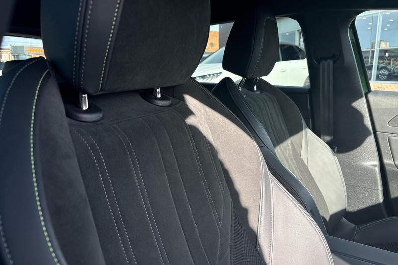 Used Peugeot 308 VO73FKU 30