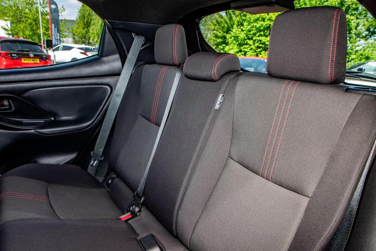 Used Toyota Yaris WR72MVK 7