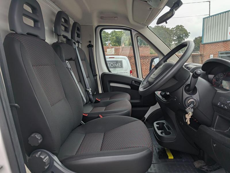 Used Peugeot Boxer NX72BHF 12