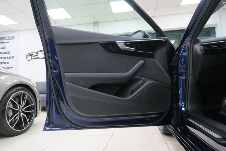 Used Audi A4 SA73EJU 12
