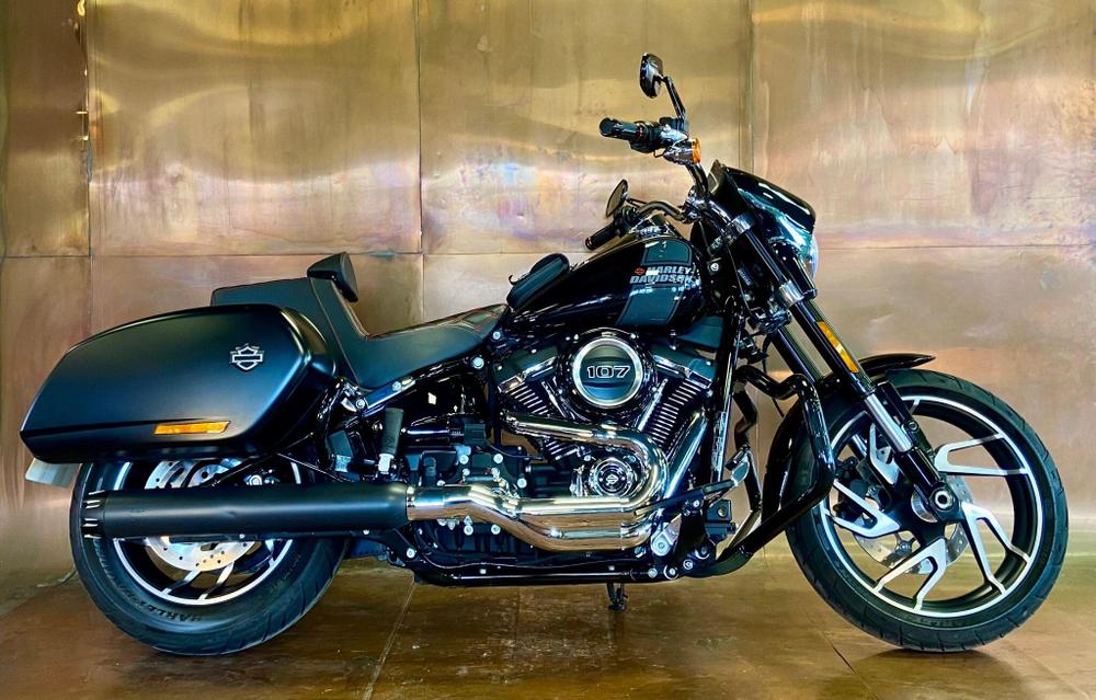 Harley-Davidson Softail Photo at-8237f3ad20864985a53c48bd2e8953a6.jpg