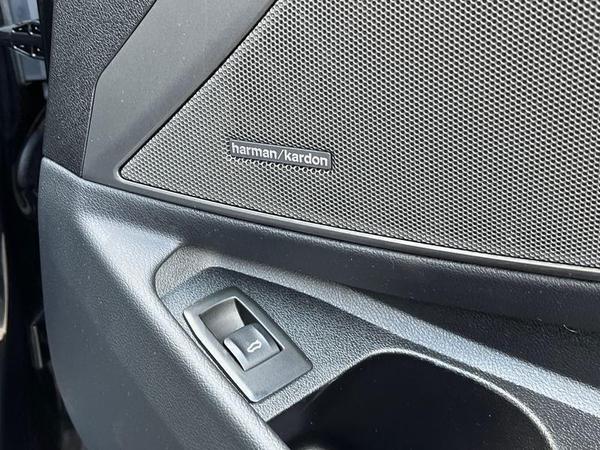 BMW 3 Series Photo at-8252392bc3a943ec8f4a9a877893eb03.jpg