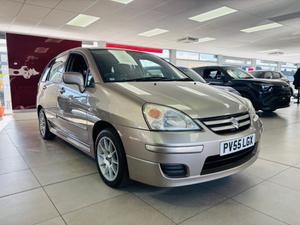 Suzuki Liana Photo 0