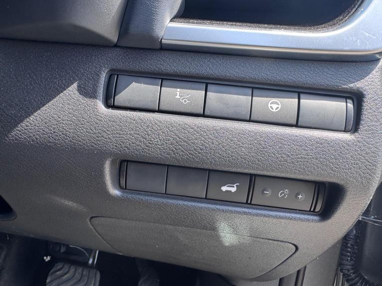 Used Nissan Qashqai HK72GJE 4
