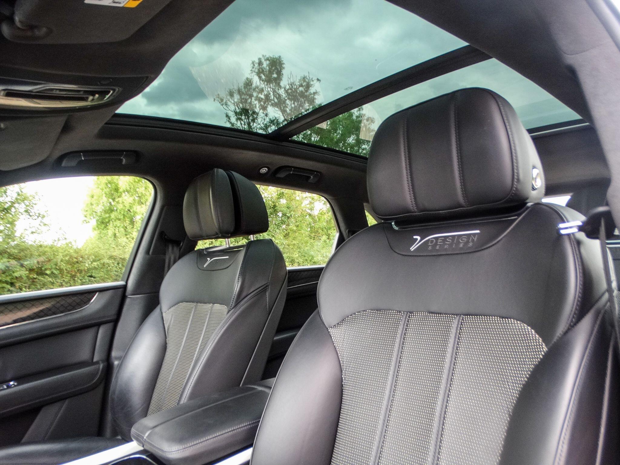 Bentley Bentayga 4.0 V8 Auto 4WD Euro 6 (s/s) 5dr — photo 13
