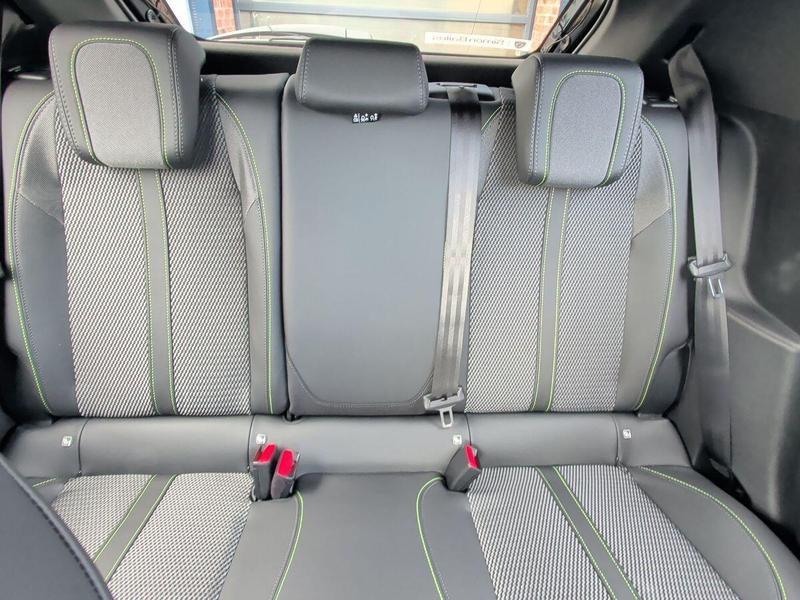 Used Peugeot 208 202601289492571 18