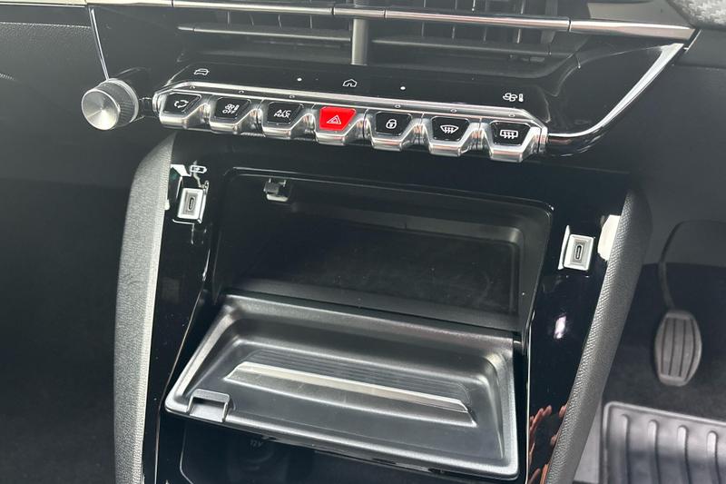 Used Peugeot 2008 BG24LUJ 39