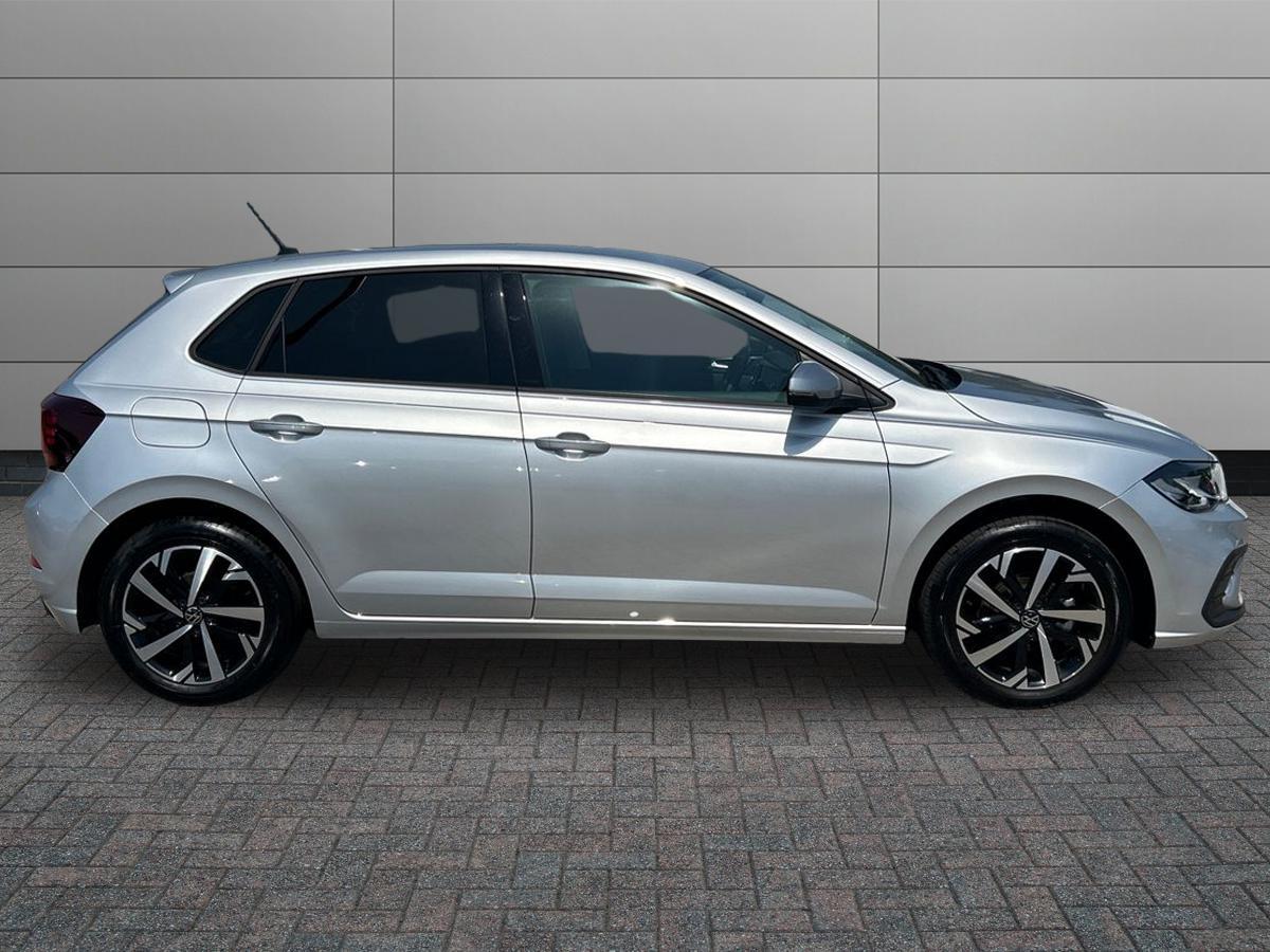 Volkswagen Polo Photo at-834fba78963945e0bf742f8a9d5fd7ed.jpg