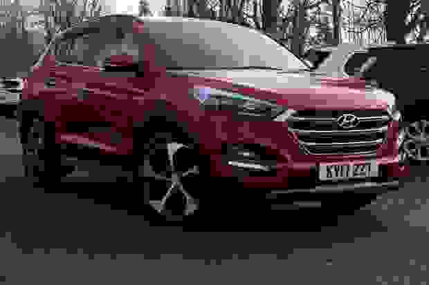 Used 2017 Hyundai TUCSON 1.7 CRDi Blue Drive Premium SE DCT Euro 6 (s/s) 5dr Red at Duckworth Motor Group