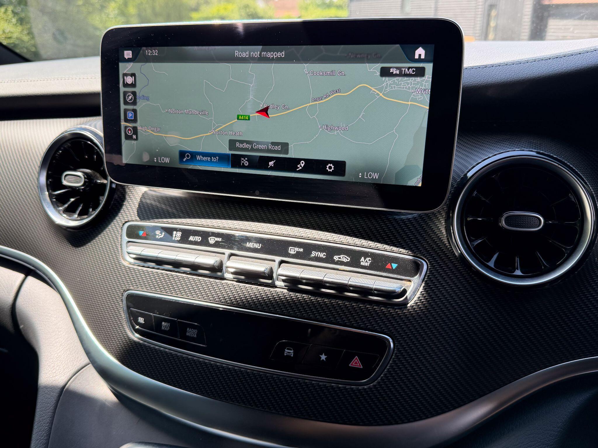 Mercedes-Benz V Class 2.0 V300d AMG Line G-Tronic+ Euro 6 (s/s) 5dr XLWB — photo 18