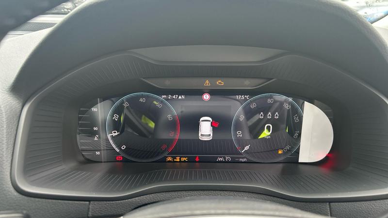 Skoda Karoq Photo at-83b39b41e47a4abc8910c617fb2d446b.jpg