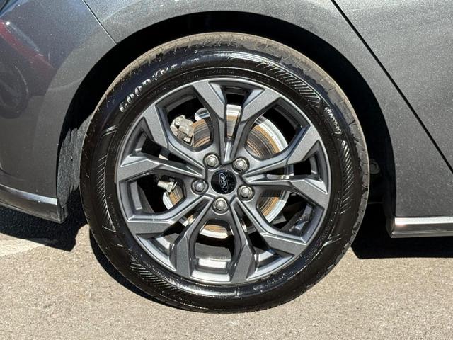 Used Ford Focus SC74JZA 17