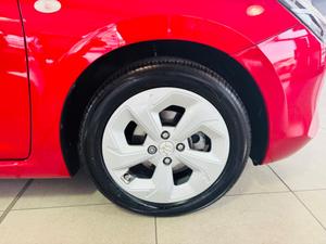 Suzuki Swift Photo 8