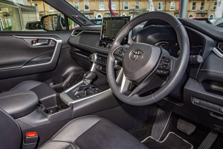Used Toyota RAV4 GV22LGG 20