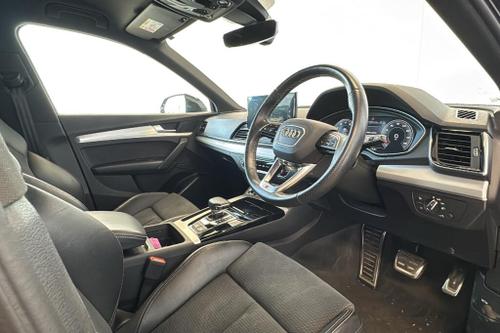 Audi Q5 Photo at-83e9fb84542043549559d2fe5981ab2b.jpg