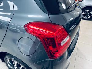 Suzuki Swift Photo 17