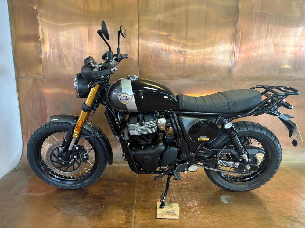 Royal Enfield Bear 650 Photo at-841816b8abe64a15be7a71b17d1c1d46.jpg