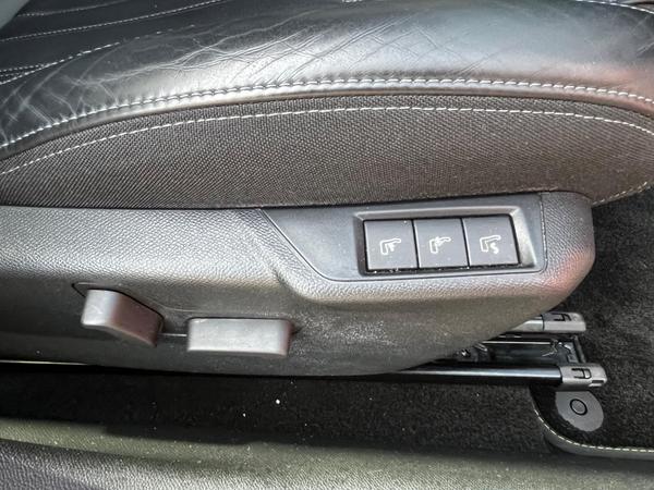 Used Peugeot 2008 LO71RZA 32