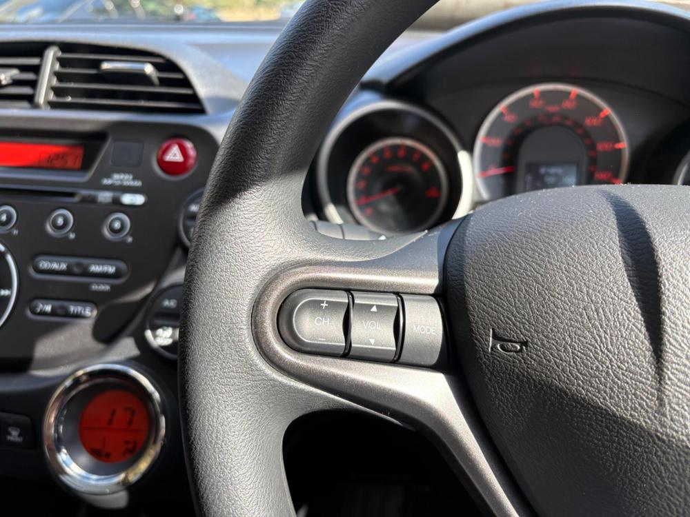 Honda Jazz Photo at-8451542f309a4354b997814797bad3ee.jpg