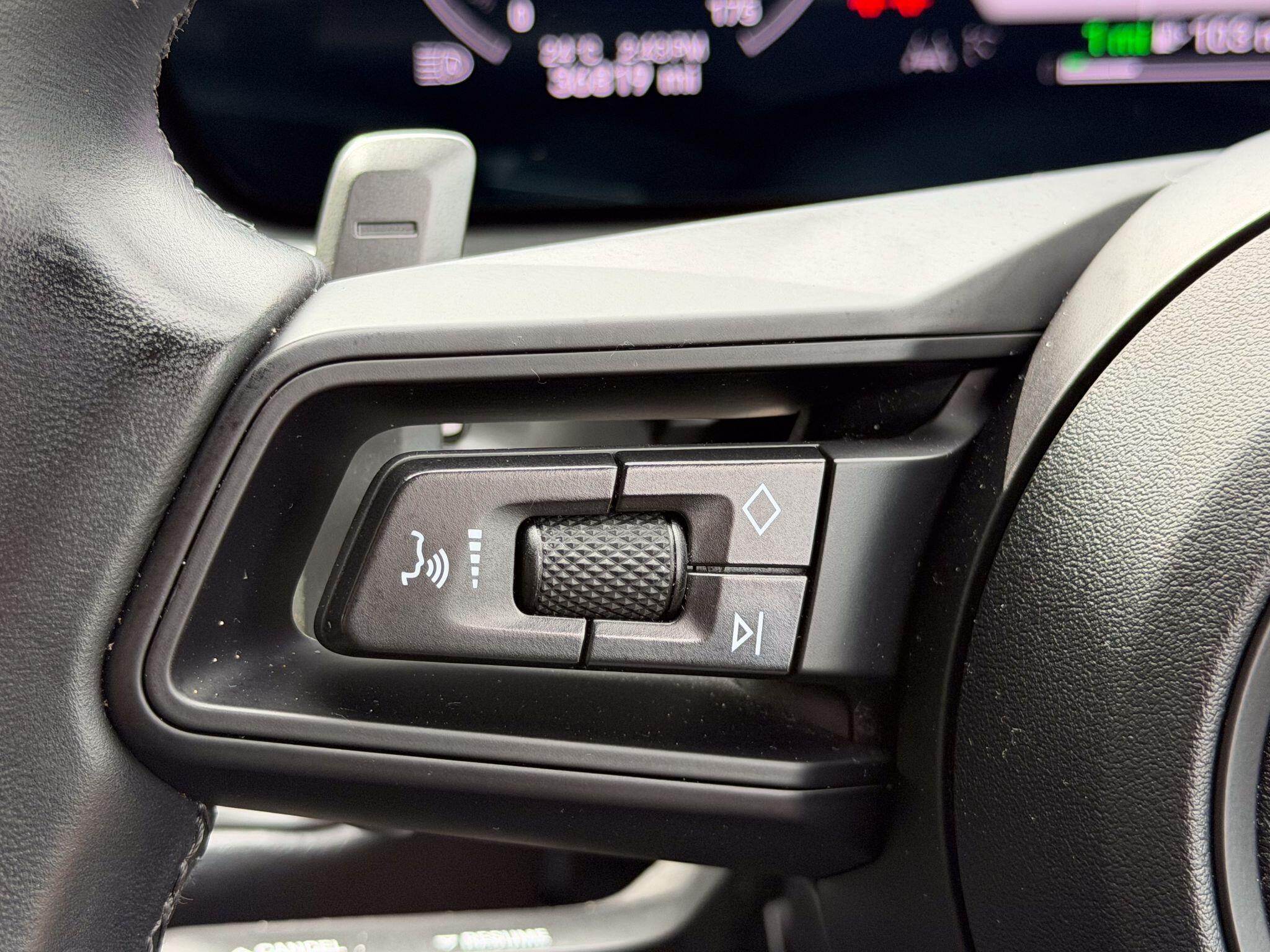 Porsche Cayenne 3.0 V6 E-Hybrid 25.9kWh TiptronicS 4WD Euro 6 (s/s) 5dr — photo 36