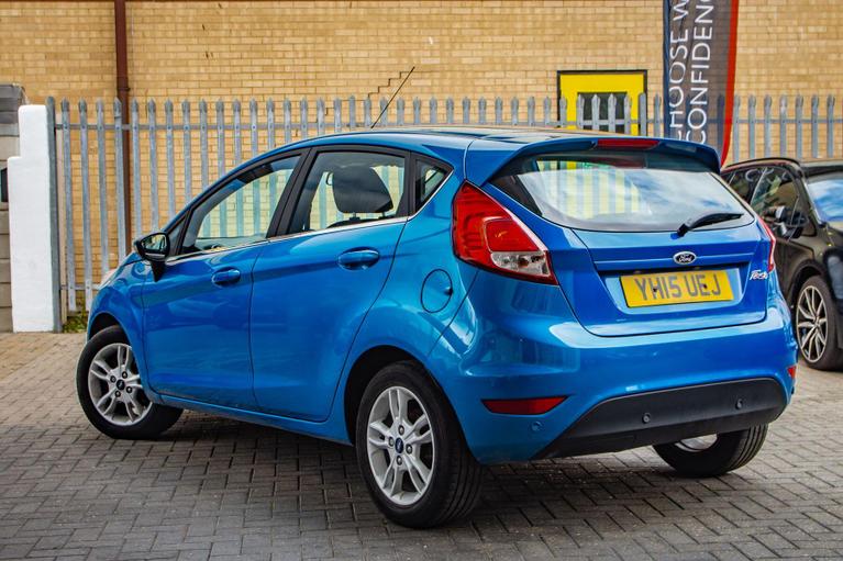 Used Ford Fiesta YH15UEJ 8