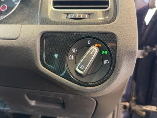 Volkswagen GOLF Photo at-8491a9e1716d4099b37003912644ed3f.jpg