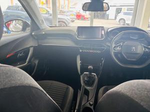 Peugeot 2008 Photo 21