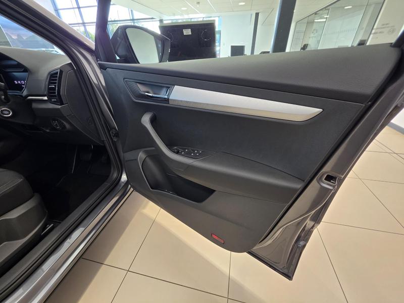 Skoda Karoq Photo at-84bd27f499f54654ba1c61bf8b1501af.jpg