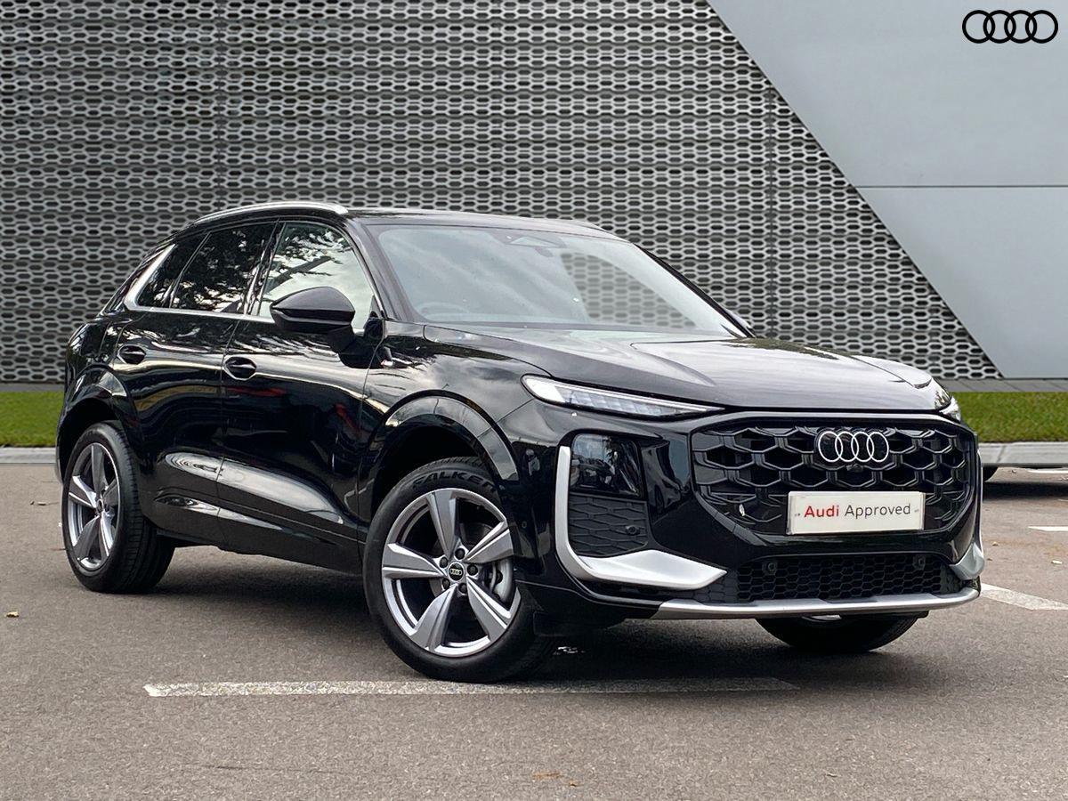Audi Q3 listing photo
