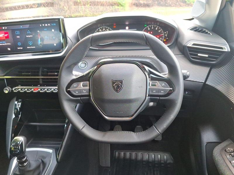 Used Peugeot 208 NX26UAO 32